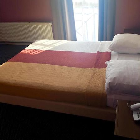 Hotel Stalingrad Brussel Bagian luar foto